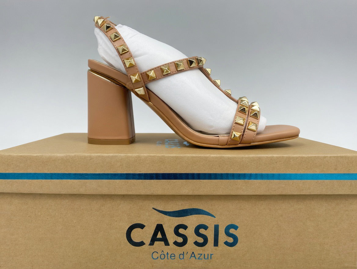 Cassis Côte d’Azur Nude Studded